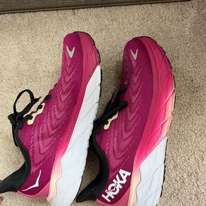 Hokas Women’s size 6